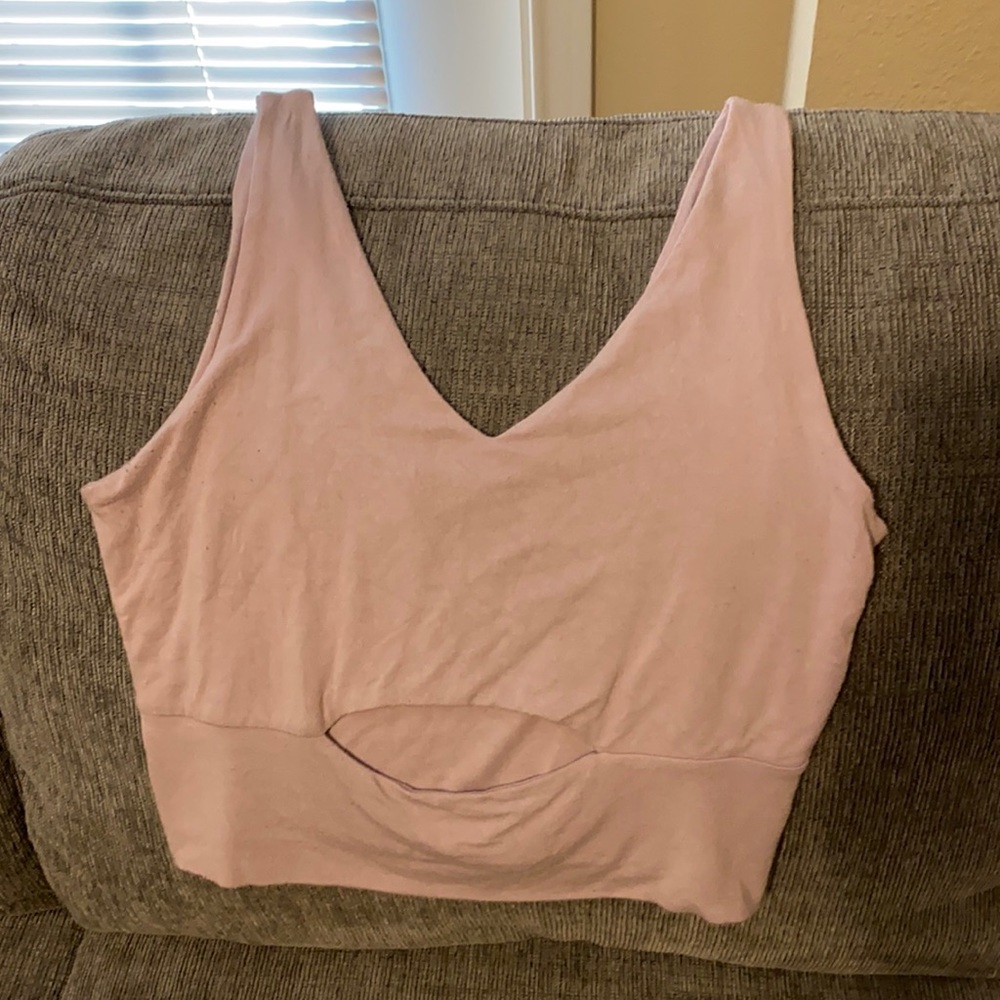 Mahina crop tank with cute opening at front